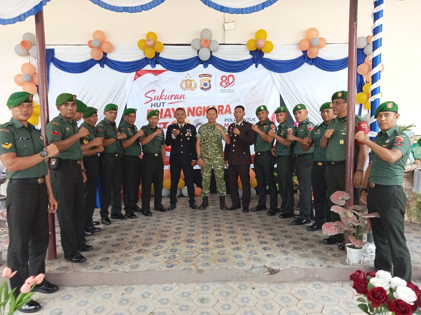 Koramil 1502-01/Banda Rayakan HUT Bhayangkara ke-80 Bersama Polsek Banda, Wujud Nyata Sinergitas TNI-Polri